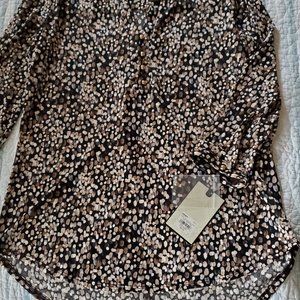 Dana Buchman Size Small Ladies Blouse NWT